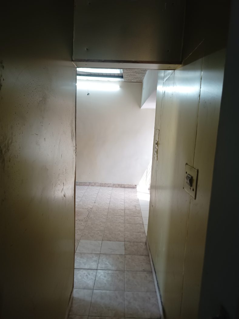 3 BHK DDA Flat for Sale in Block B, Dilshad Garden – Gated Society — photo 4
