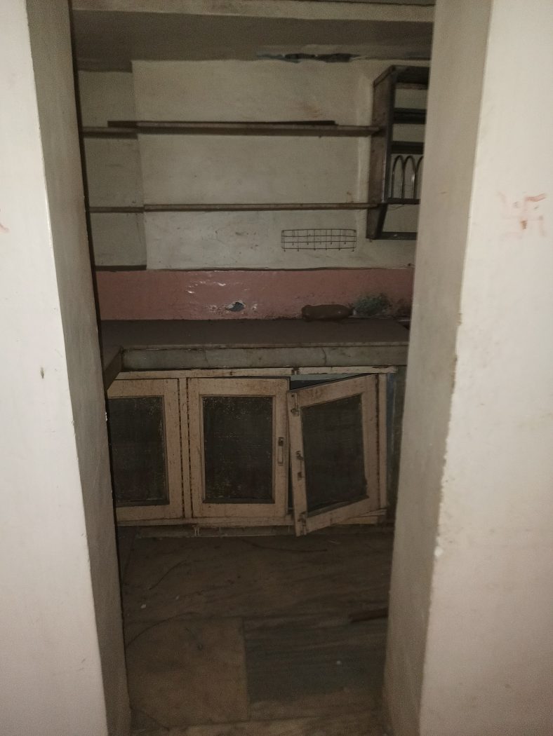 2 BHK DDA Flat for Sale in Pocket F LIG, Dilshad Garden – Ready to Move — photo 4