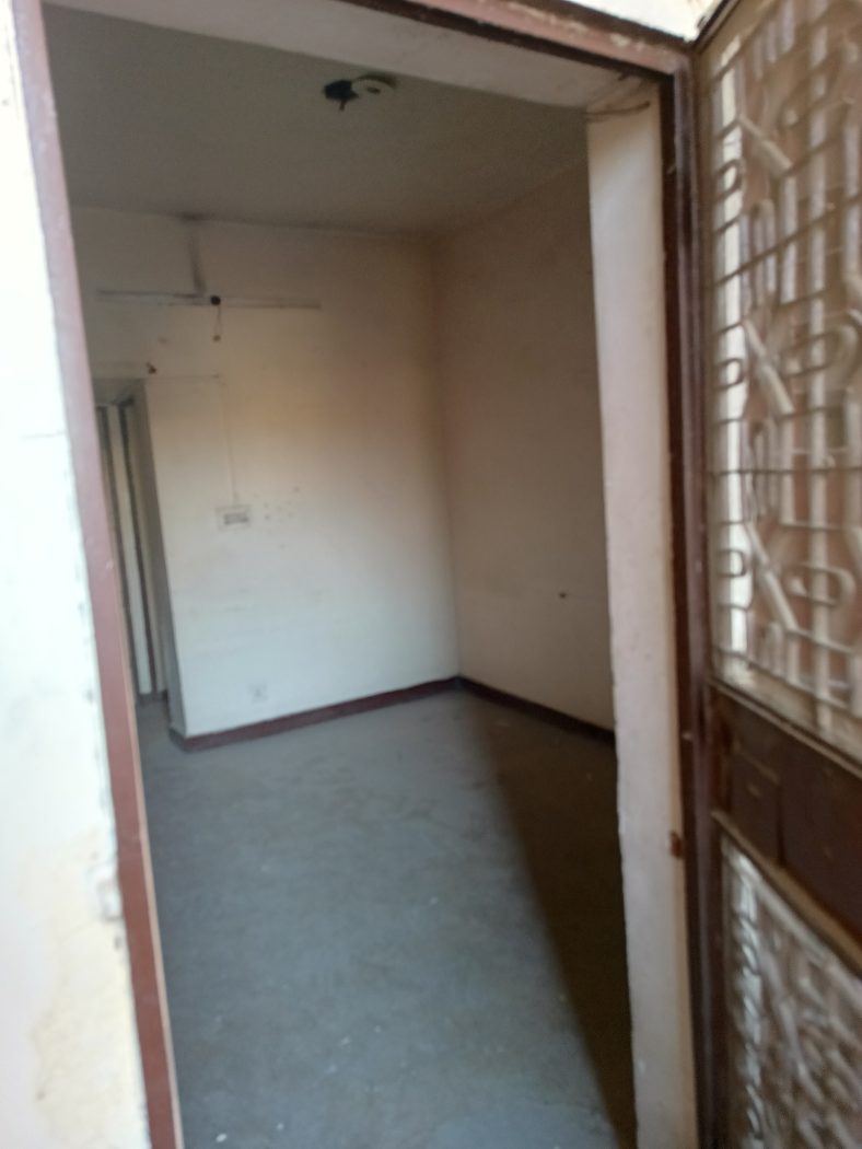 2 BHK DDA Flat for Sale in Pocket F LIG, Dilshad Garden – Ready to Move — photo 2