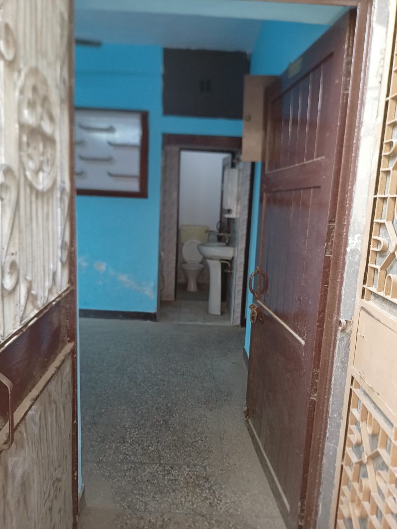 1BHK DDA LIG flat for sale in pocket -F , dilshad garden ready to move — photo 2