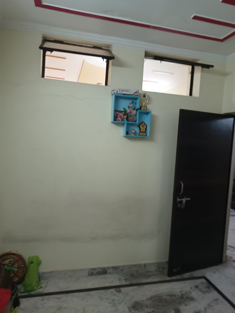 3BHK DDA flat in dilshad garden Block-C ready to move — photo 10
