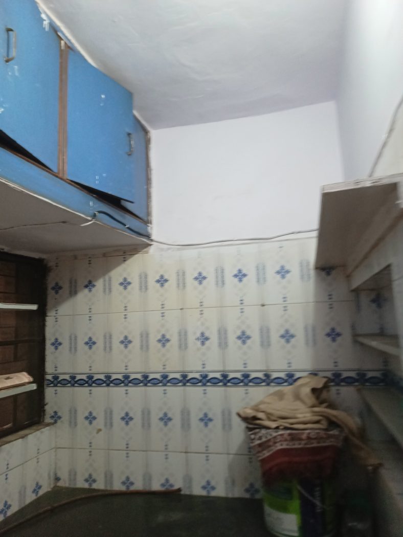 Pocket -D LIG dilshad garden flat for sale ready to move — photo 7