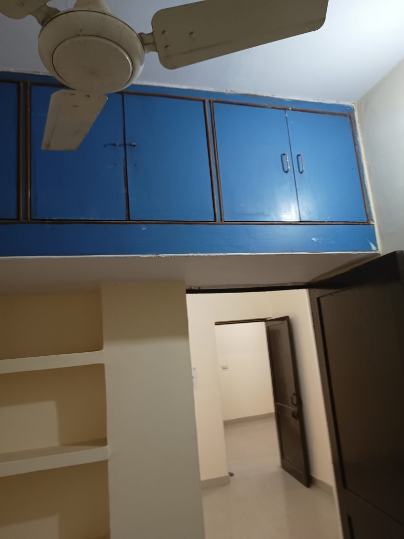 Pocket -D LIG dilshad garden flat for sale ready to move — photo 15