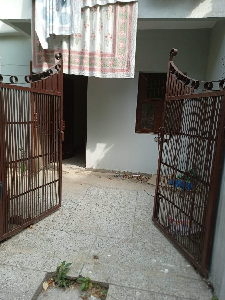 3 BHK DDA FLAT IN DILSHAD GARDEN POCKET -B GROUND FLOOR — photo 2
