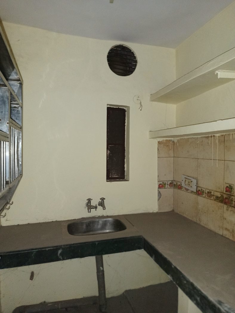 3 BHK DDA FLAT IN DILSHAD GARDEN POCKET -B GROUND FLOOR — photo 16
