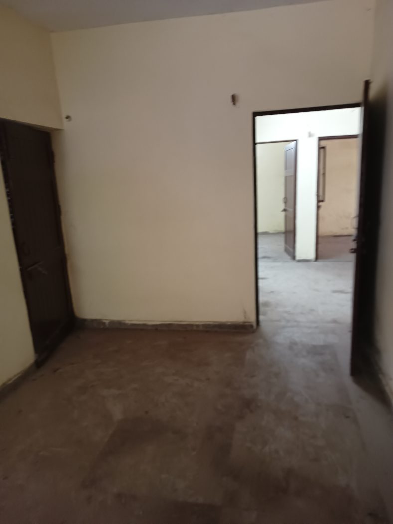 3 BHK DDA FLAT IN DILSHAD GARDEN POCKET -B GROUND FLOOR — photo 18