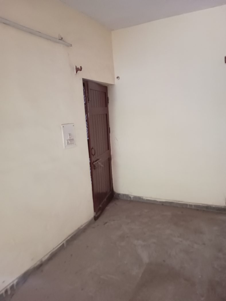 3 BHK DDA FLAT IN DILSHAD GARDEN POCKET -B GROUND FLOOR — photo 19
