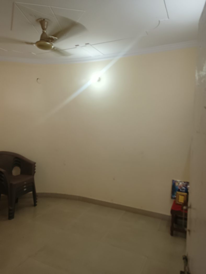 3BHK DDA FLAT FOR RENT FULLY FURNISHED DILSHAD GARDEN — photo 7