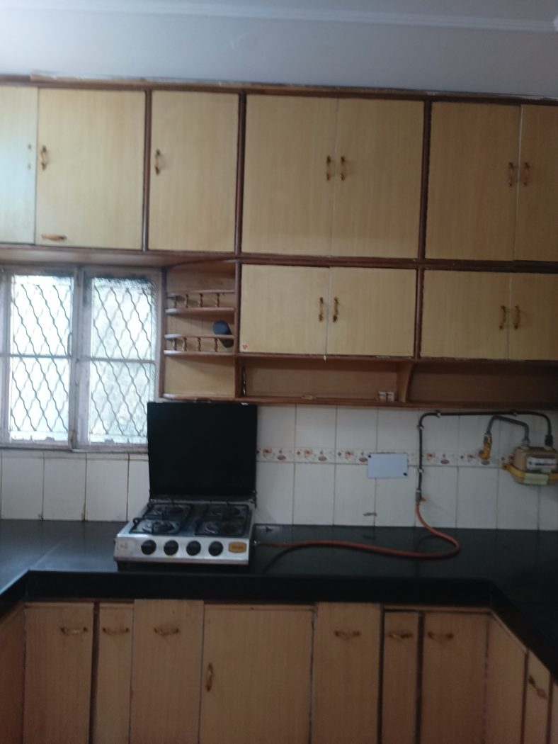 3BHK DDA FLAT FOR RENT FULLY FURNISHED DILSHAD GARDEN — photo 10