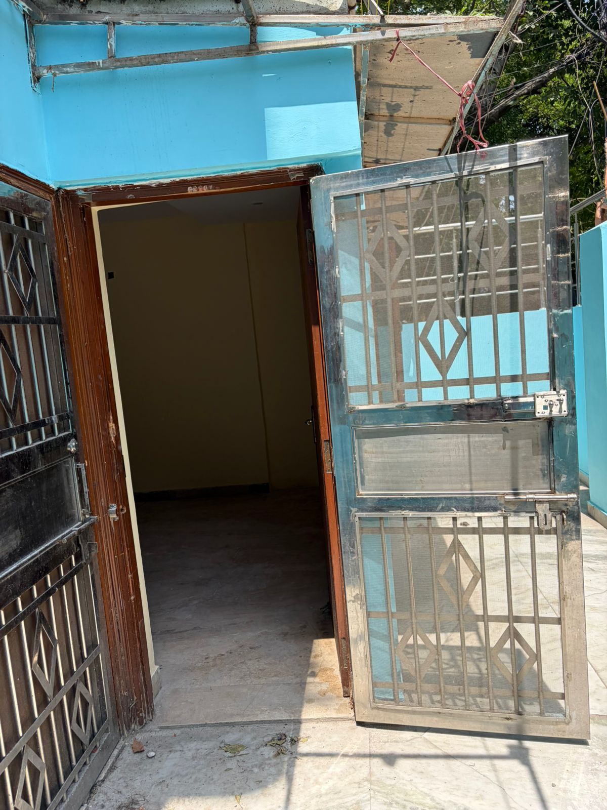 3BHK DDA Ground Floor for Rent in Pocket B, Dilshad Garden — photo 2